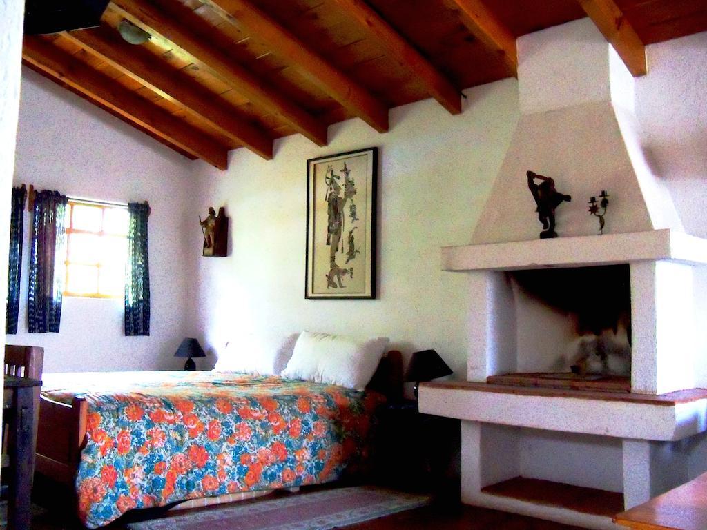 Posada Los Encuentros Panajachel Habitación foto