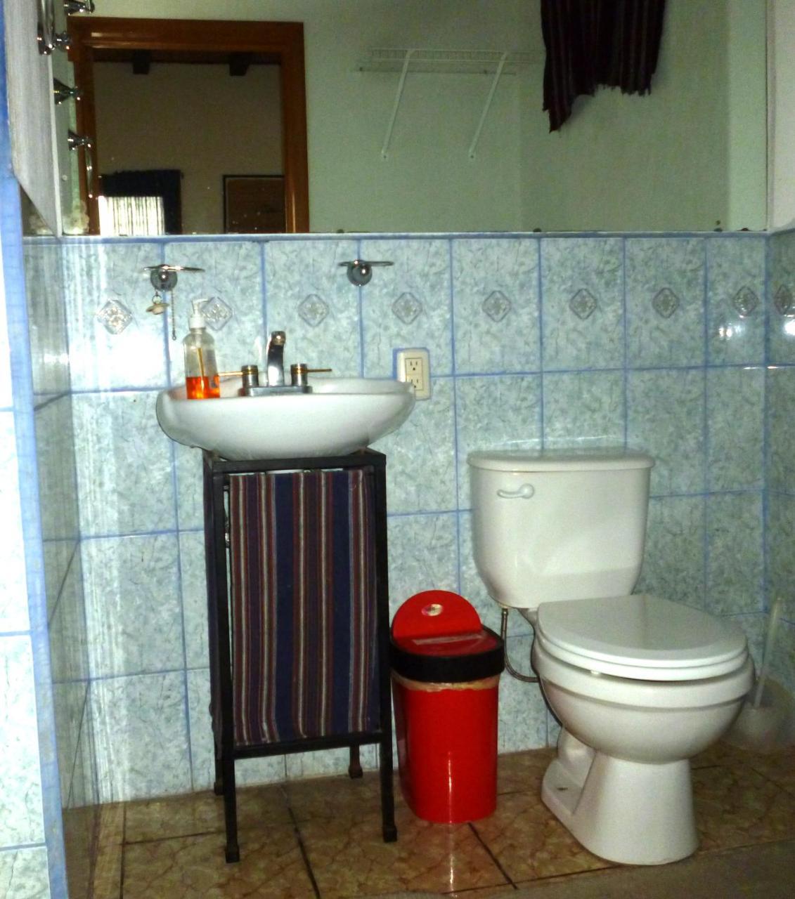Posada Los Encuentros Panajachel Exterior foto